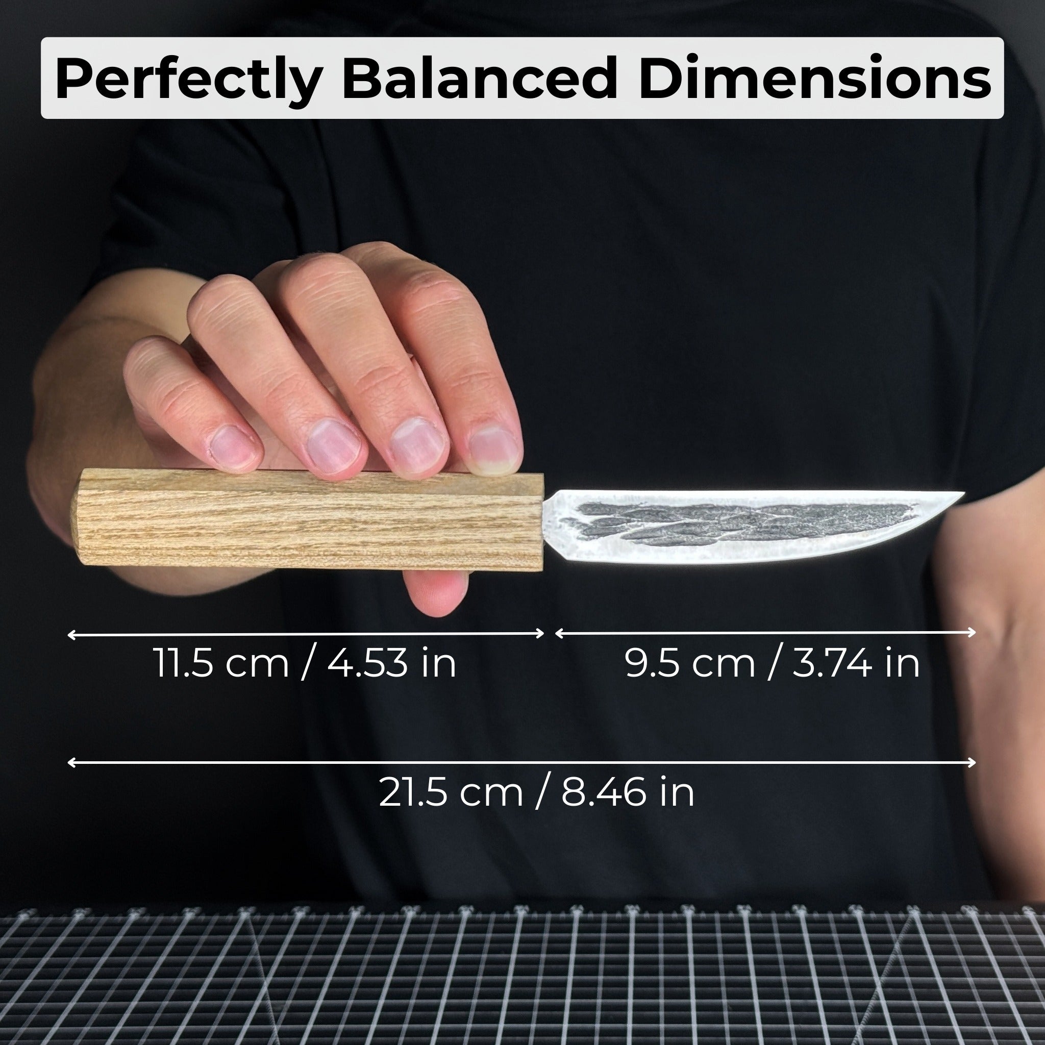 Hand-Forged Yakut Knife with Leather Sheath, 9.5 cm (3.74 inches)